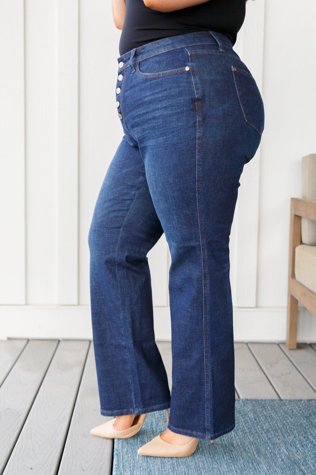 Arlo High Rise Button-Fly Straight Jeans - PEONIES & LIME