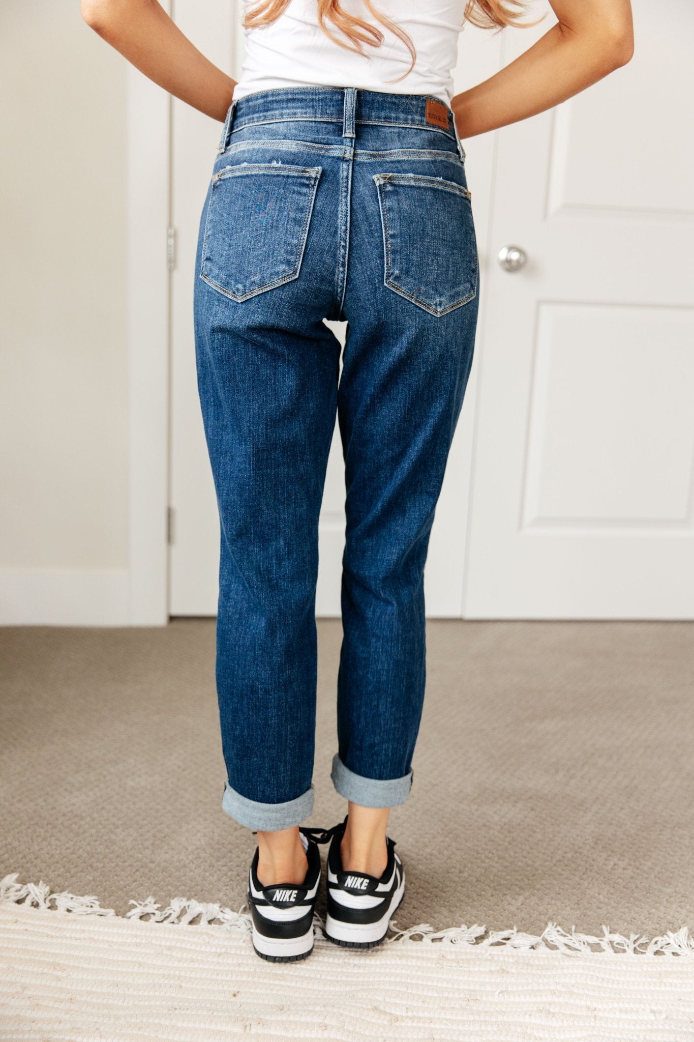 London Midrise Cuffed Boyfriend Jeans - PEONIES & LIME