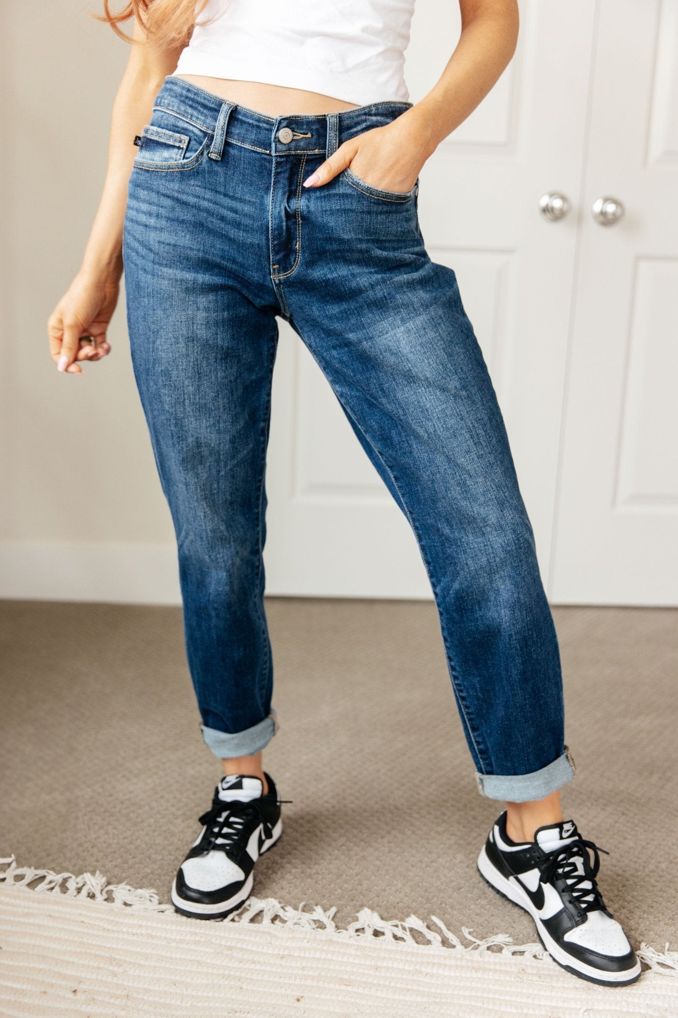 London Midrise Cuffed Boyfriend Jeans - PEONIES & LIME