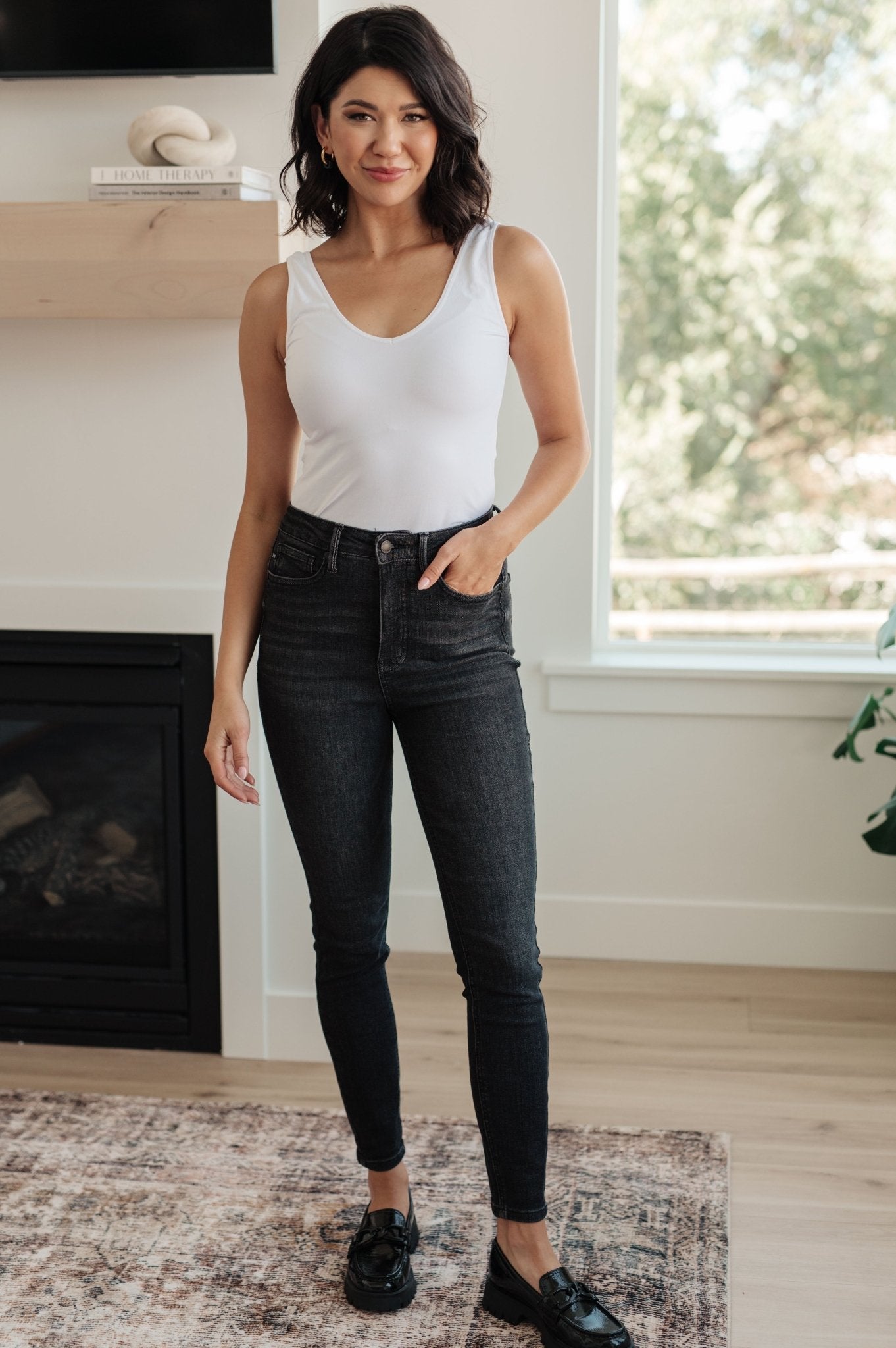 Octavia High Rise Control Top Skinny Jeans in Washed Black - PEONIES & LIME