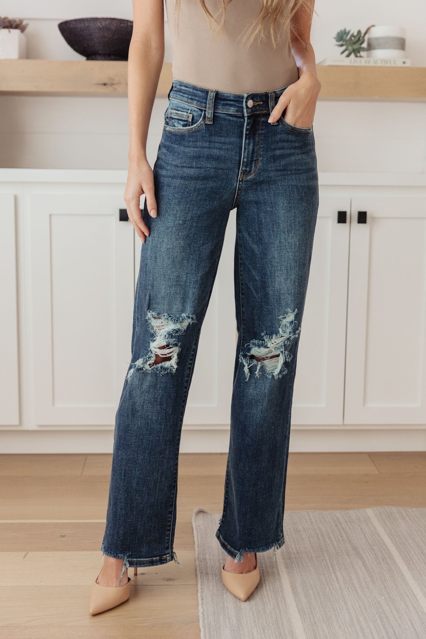 Rose High Rise 90's Straight Jeans in Dark Wash - PEONIES & LIME