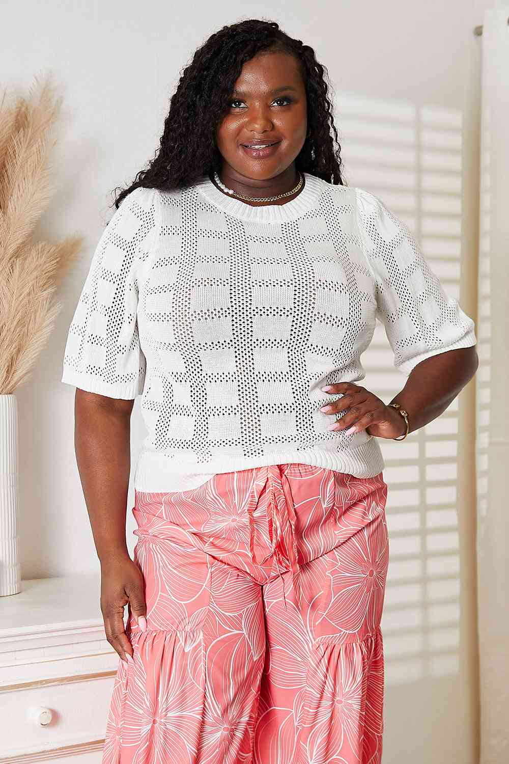 The Delaney Ribbed Trim Round Neck Knit Top