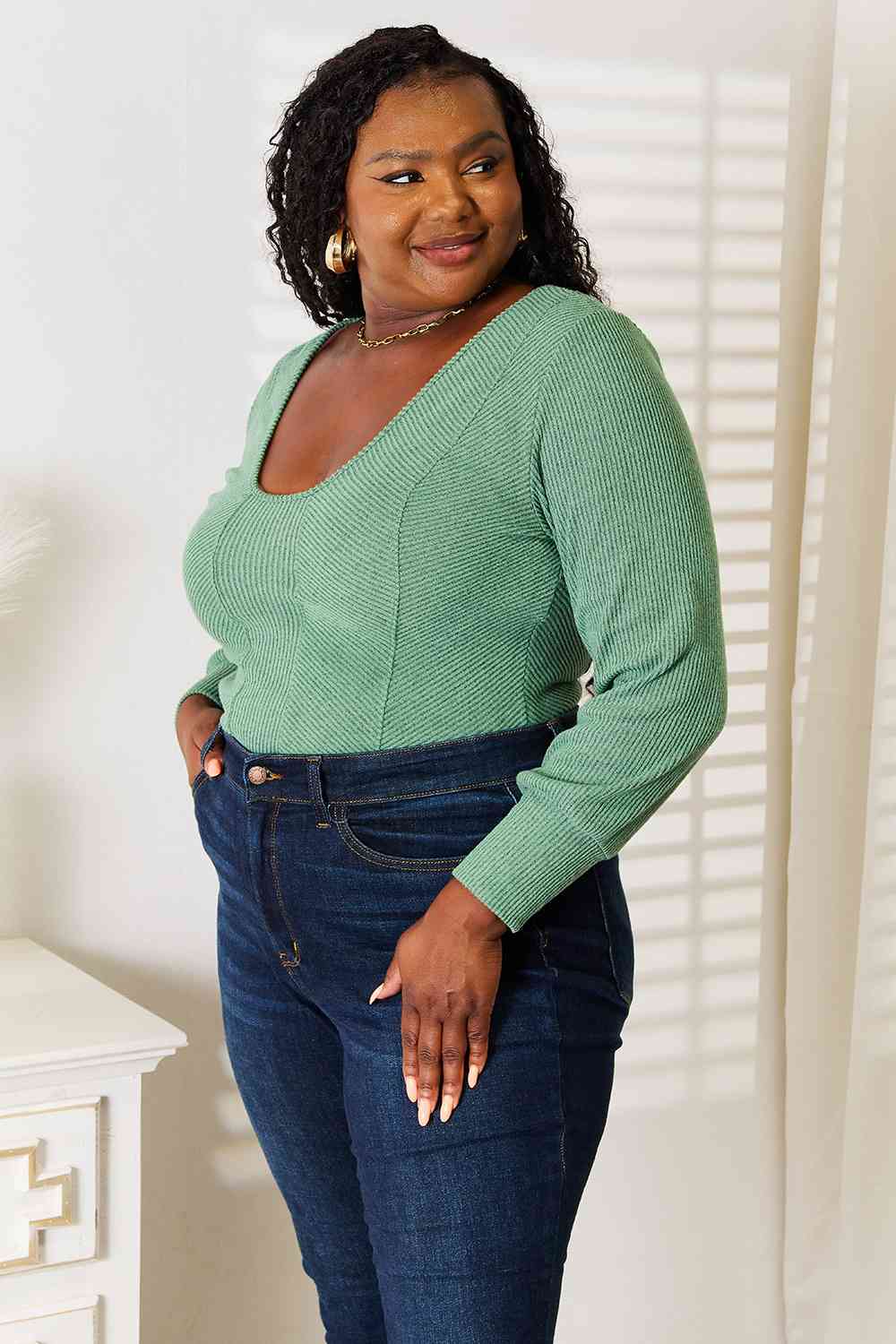 The Iris Scoop Neck Long Sleeve Top - PEONIES & LIME