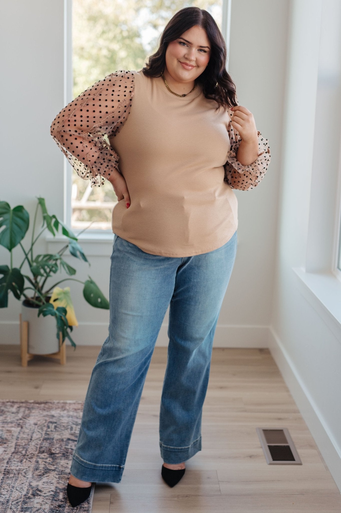 The Keleigh Dot Sleeves Blouse - PEONIES & LIME