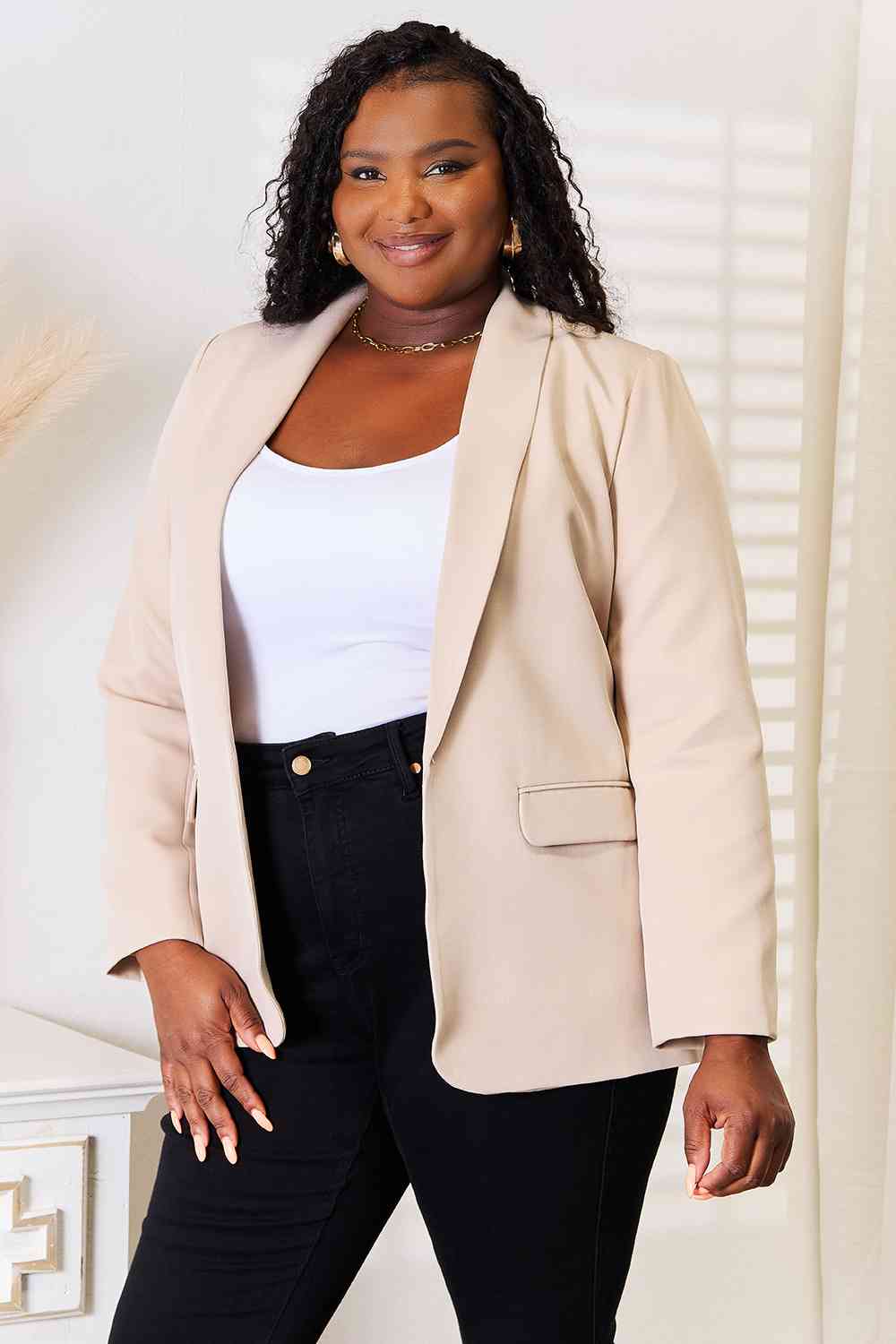 The Rae Shawl Collar Long Sleeve Blazer