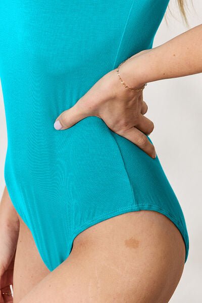 The Cressida Neck Short Sleeve Bodysuit - PEONIES & LIME