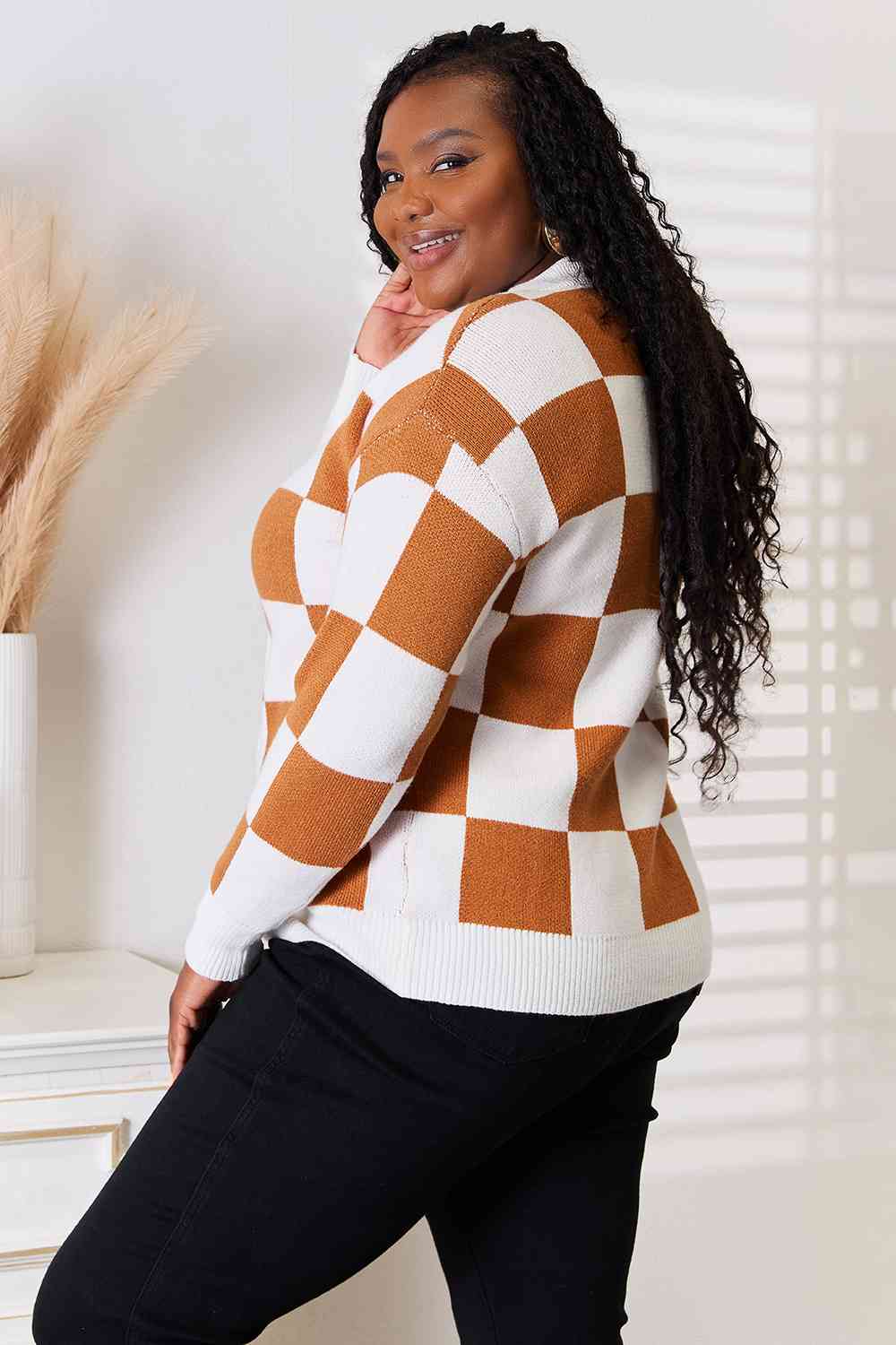 The Nyla V-neck Checked Cardigan